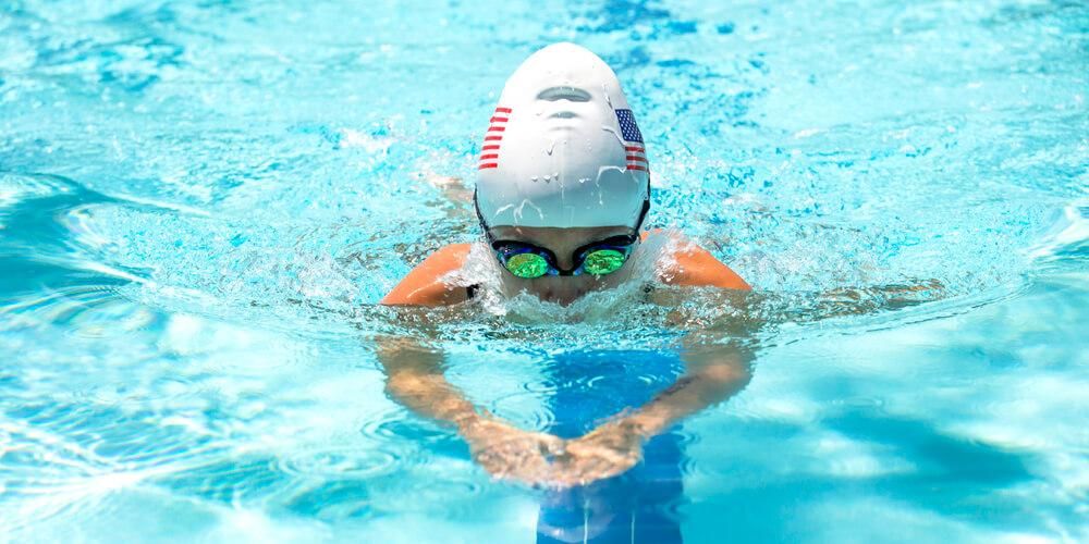 Técnicas y beneficios de la natación estilo braza que son buenos para el cuerpo