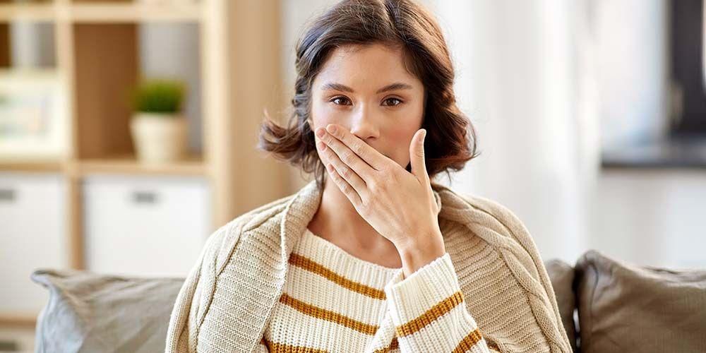 Verschiedene Ursachen für sauer schmeckenden Mund, was sind?