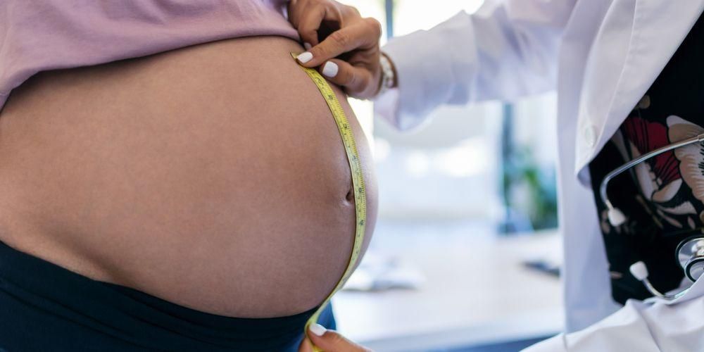 Visina fundusa maternice, pregled razvoja fetusa u maternici