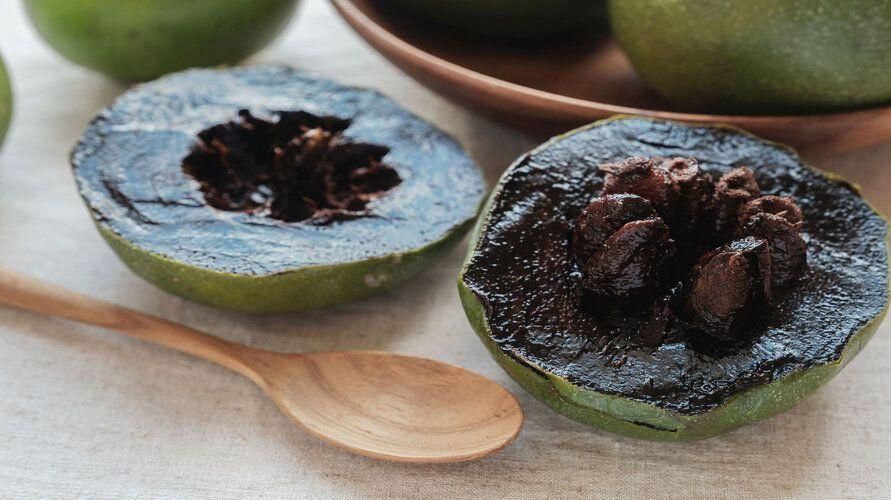 10 voordelen van Black Sapote, ook bekend als Black Persimmon, een unieke vrucht met veel voedingsstoffen