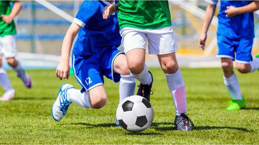 A futball megértése és más teljes magyarázatok a kerek bőrről