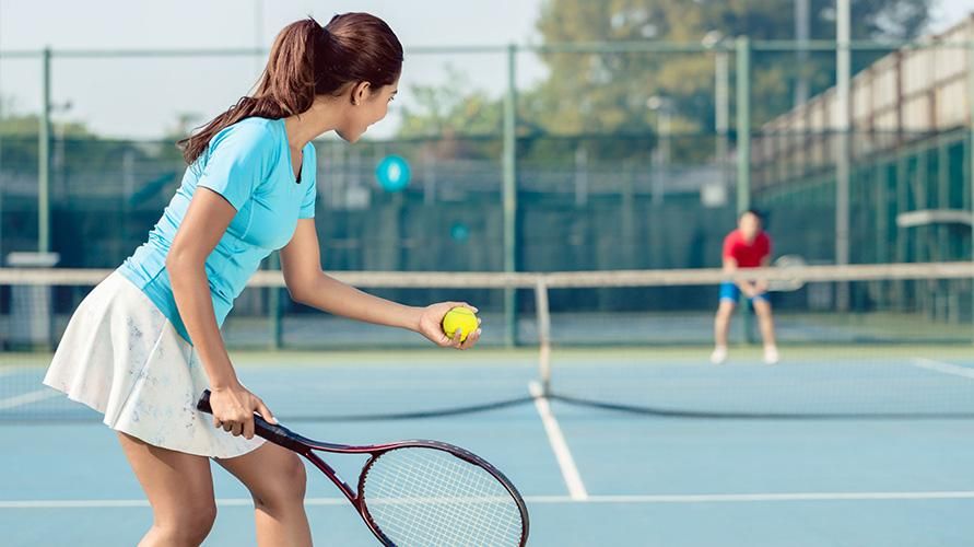 Разберитесь в основных методах игры в теннис и системе подсчета очков