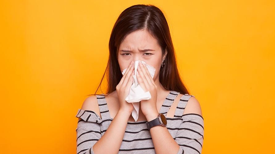Connaître les causes d'un écoulement nasal et comment surmonter les problèmes suivants