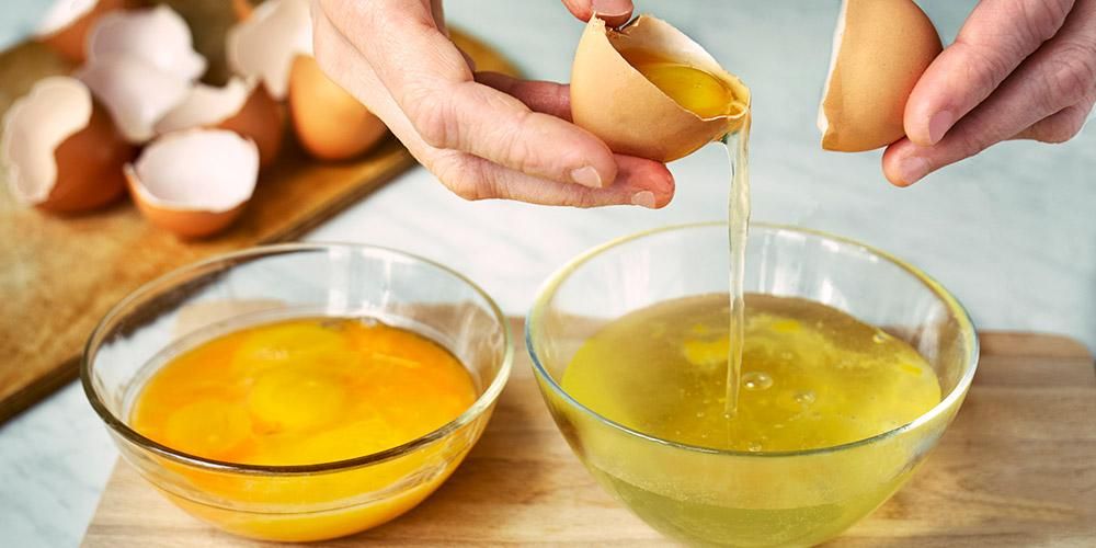 Zalety maseczki z białka jaja na twarz i jak to zrobić w prosty sposób