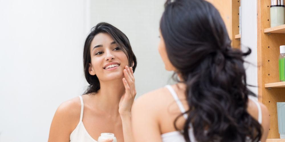 12 דרכים לשמור על בריאות העור שחשוב לעשות