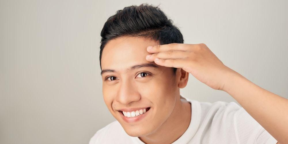 Różne sposoby wybielania męskiej twarzy, aby była jaśniejsza