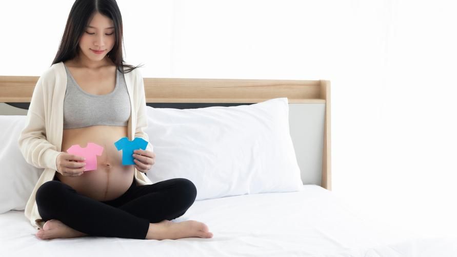 Gravid med tvillingar men negativt testpaket är ett tecken på falsk graviditet?