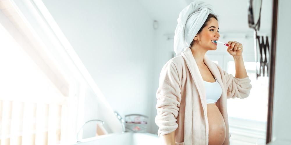 Причини набряку ясен під час вагітності і як їх побороти