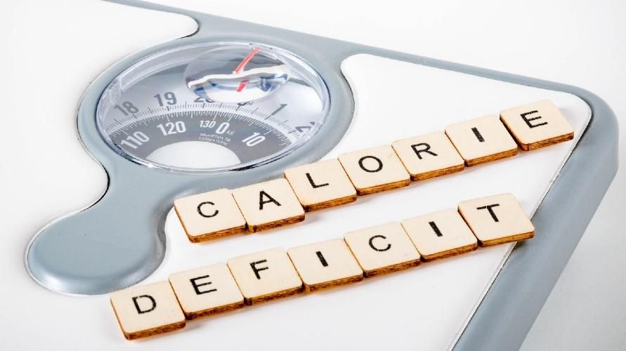 Hoe een veilig calorietekort dieet te volgen, is het echt effectief om af te vallen?