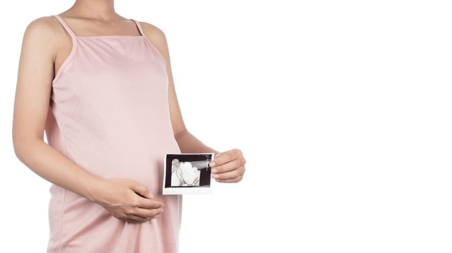 18 weken zwanger, dit overkomt moeder en foetus
