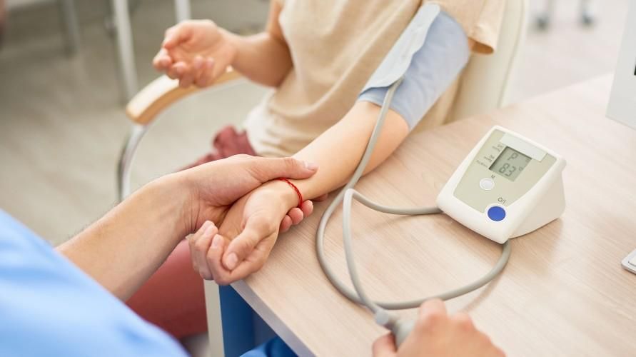 לחץ דם תקין המבוסס על גיל שאתה חייב לדעת